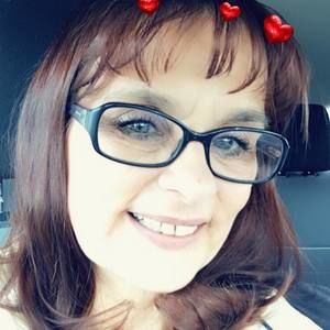 Meet your Posher, Sandi